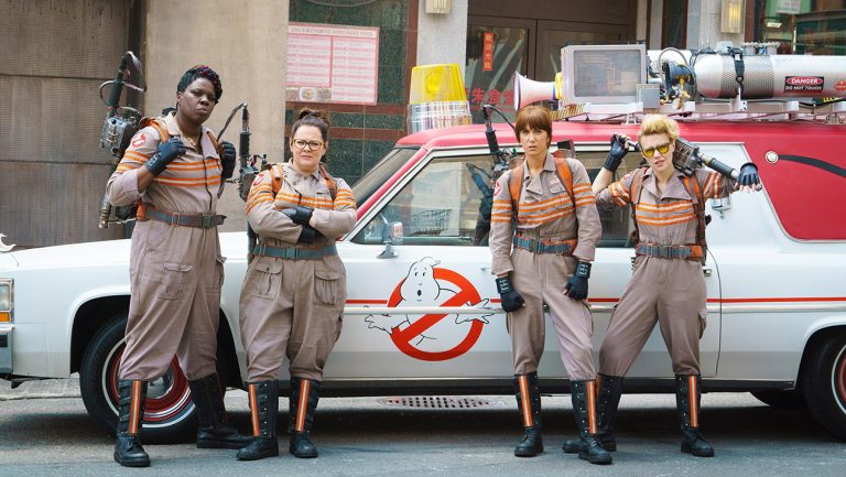 Dan Aykroyd Defends Ghostbusters All-Female Movie With Melissa McCarthy 5