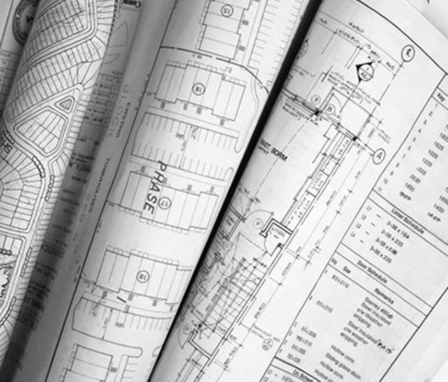 Architecture of CrewAI and LangGraph agents